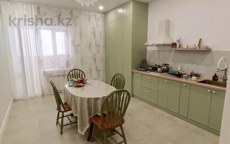 3-комнатная квартира · 140 м² · 2/5 этаж, Алтын орда за 60 млн ₸ в Актобе — фото 2