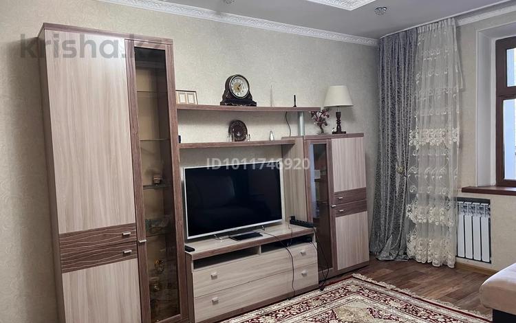4-бөлмелі пәтер · 80 м² · 4/5 қабат, Шакирова 10 — Астана садик, школа Жибек жолы, Вокзал, бағасы: 23 млн ₸ в Шу — фото 9