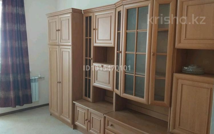 1-бөлмелі пәтер · 42 м² · 1/5 қабат, 192 квартал туран-1, бағасы: 100 000 ₸ в Шымкенте, Туран р-н — фото 2