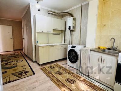 3-бөлмелі пәтер · 46 м² · 2/5 қабат, Абдыразакова, бағасы: 150 000 ₸ в Шымкенте, Аль-Фарабийский р-н