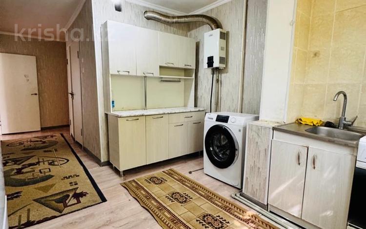 3-бөлмелі пәтер · 46 м² · 2/5 қабат, Абдыразакова, бағасы: 150 000 ₸ в Шымкенте, Аль-Фарабийский р-н — фото 2