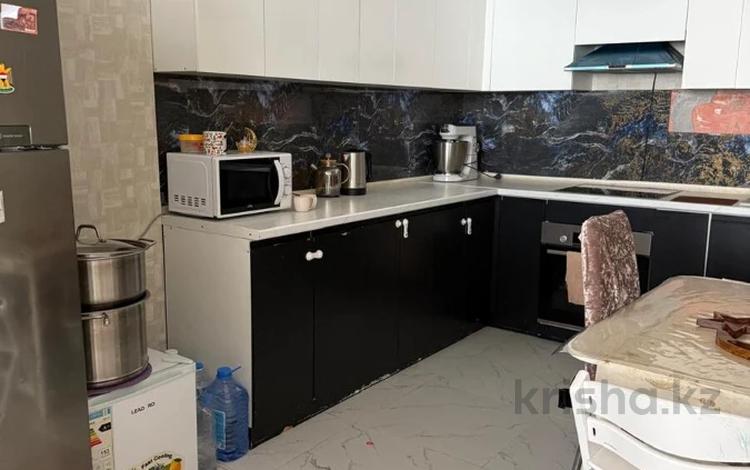 4-комнатная квартира · 110 м² · 10/14 этаж, Торайгырова 25/21 за 75 млн ₸ в Алматы, Бостандыкский р-н — фото 2