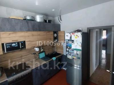 3-комнатная квартира · 67.9 м² · 1/3 этаж, 40 лет Октября 24 — Военкомат за 13 млн ₸ в Рудном