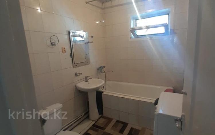 3-комнатная квартира · 75 м² · 1/2 этаж, 4-й микрорайон — АГЕНТ за 150 000 ₸ в Шымкенте, Туран р-н — фото 2