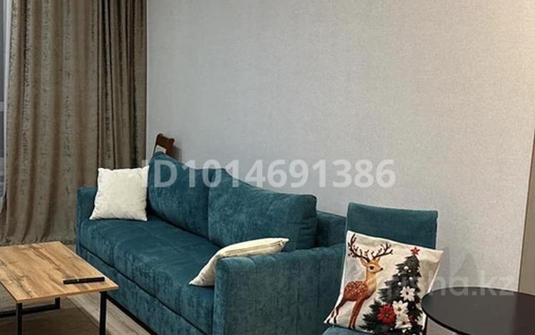 2-комнатная квартира · 50 м² · 10/17 этаж, мкр Юго-Восток, Республики 23 — Республики шахтеров за 25 000 ₸ в Караганде, Казыбек би р-н — фото 2