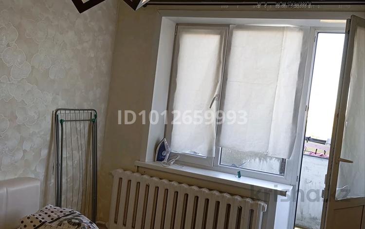 1-комнатная квартира · 27.7 м² · 5/5 этаж, Ауэзова 59а за 6 млн ₸ в Аксу — фото 2