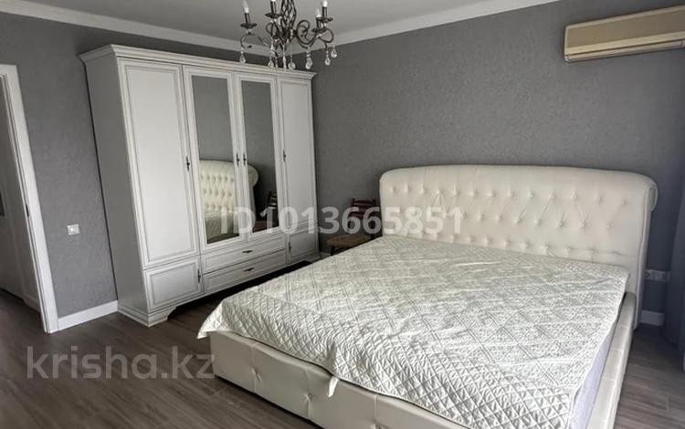 3-комнатная квартира · 90 м² · 7/8 этаж, Достык — Пр. Достык уг. Кабанбай батыра. за 105 млн ₸ в Алматы, Медеуский р-н — фото 2