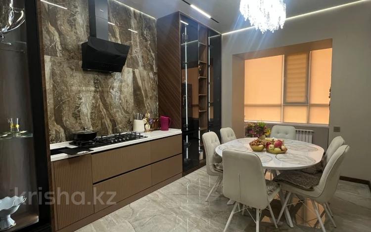 4-бөлмелі пәтер · 150 м² · 1/9 қабат, Алтын орда ш/а. 9б, бағасы: 78 млн ₸ в Актобе, мкр. Алтын орда — фото 2
