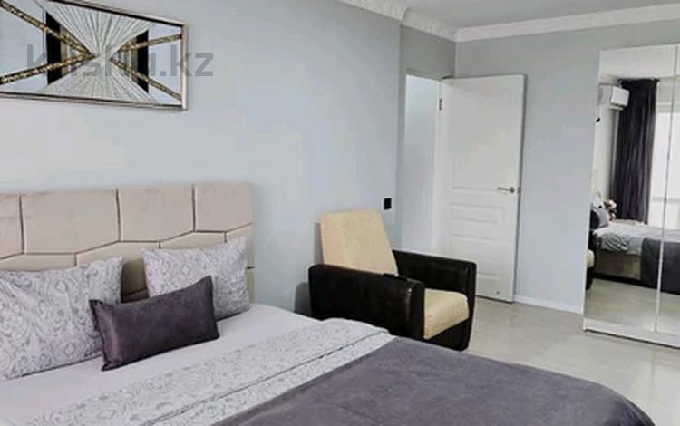 1-комнатная квартира · 40 м² · 3/5 этаж, мкр Центральный 3 — Махамбета Абая за остановкой Светлана за 15 000 ₸ в Атырау — фото 54