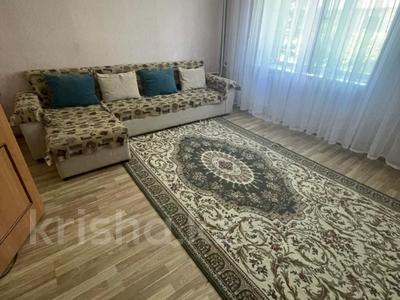 2-комнатная квартира, 50 м², 2/5 этаж помесячно, Кабанбай Батыра 22б за 100 000 〒 в Талдыкоргане