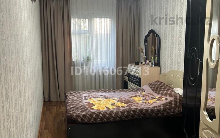 2-бөлмелі пәтер · 44.8 м² · 4/5 қабат, 16-шағынаудан 9, бағасы: 11 млн ₸ в Караганде, Алихана Бокейханова р-н — фото 2