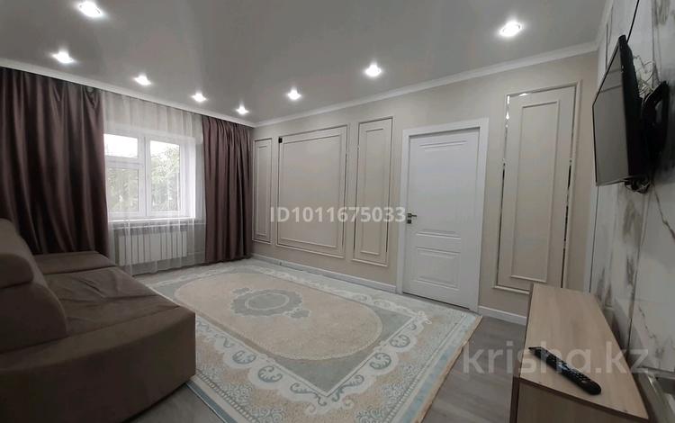 3-комнатная квартира · 50 м² · 4/5 этаж, Толе би 116 — Арай плаза, Ата донер, Президентский парк, городская больница за 17 000 ₸ в Таразе — фото 3