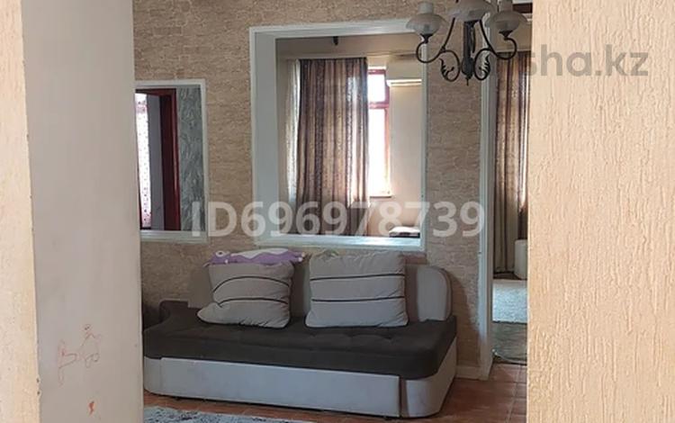 Отдельный дом · 11 комнат · 295.8 м² · 7.5 сот., Акпан Батыра 108/а — Колледж Мардана Сапарбаева за 60 млн 〒 в Шымкенте, Енбекшинский р-н — фото 2