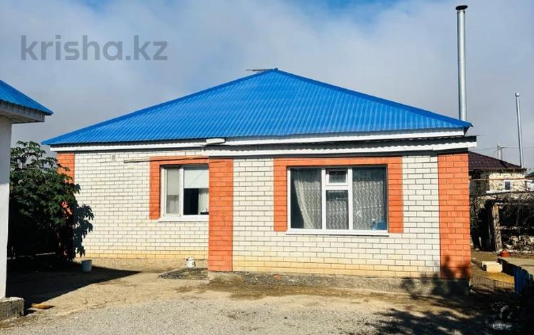 Отдельный дом · 3 комнаты · 85 м² · 6 сот., Буровик за 23 млн ₸ в Актобе, мкр Акжар — фото 3