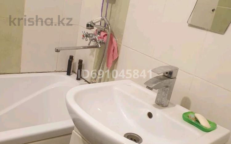 1-бөлмелі пәтер · 28 м² · 2/5 қабат, 22-й мкр 29 — Вдоль дороги, бағасы: 100 000 ₸ в Актау — фото 2