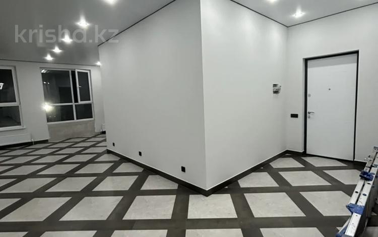 3-бөлмелі пәтер · 76.6 м² · 1/13 қабат, Райымбека 348/1, бағасы: 60 млн ₸ в Алматы, Ауэзовский р-н — фото 2