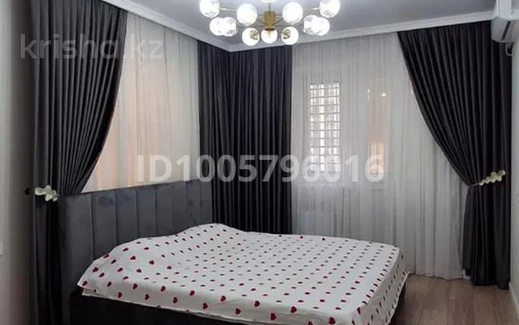 1-комнатная квартира · 60 м² · 10/16 этаж, мкр. Алмагуль 21 за 10 000 ₸ в Атырау — фото 2