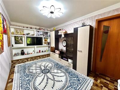 3-бөлмелі пәтер · 42 м² · 1/5 қабат, Жаңа қала ш/а., Пичугина — Ерубаева, Ермекова, бағасы: 16.5 млн ₸ в Караганде, Казыбек би р-н