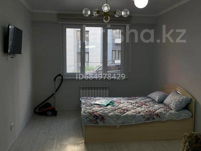 1-комнатная квартира · 49 м² · 1/5 этаж, Халиуллина 172/1к за 200 000 ₸ в Алматы, Медеуский р-н