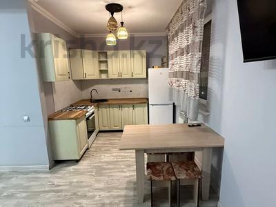 2-комнатная квартира · 43 м² · 9/10 этаж, Жунисова — проспект Алатау за 26.5 млн ₸ в Алматы, Наурызбайский р-н