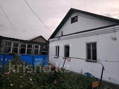 Отдельный дом · 6 комнат · 100 м² · 6 сот., Майкудук, Майкудук, мкр Берлин — Чапаева за 28 млн 〒 в Караганде, Алихана Бокейханова р-н