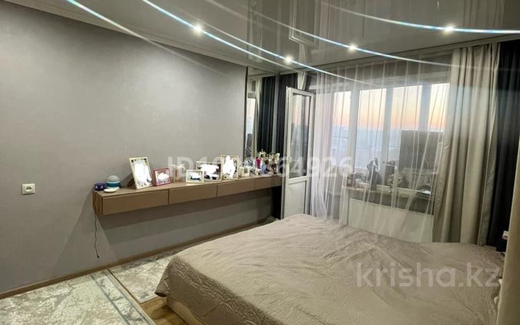 2-бөлмелі пәтер · 70 м² · 6/6 қабат, Утепова 22, бағасы: 200 000 ₸ в Усть-Каменогорске — фото 2