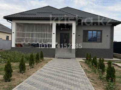Отдельный дом · 6 комнат · 200 м² · 10 сот., Атамекен за 69 млн ₸ в Каскелене