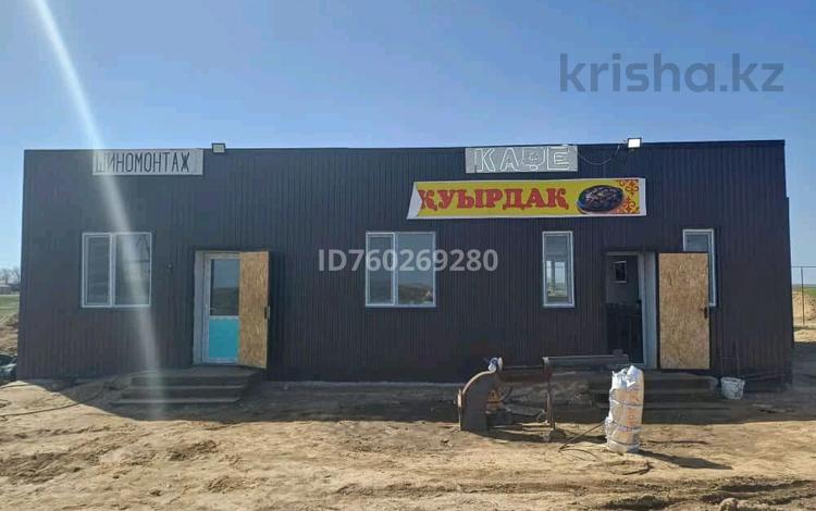 Свободное назначение, магазины и бутики, склады, общепит, салоны красоты, сельское хозяйство, образование · 176 м² за 30 млн 〒 в Актюбинской обл., Комсомольское — фото 2
