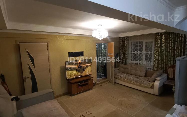 2-бөлмелі пәтер · 43 м² · 1/3 қабат, Гагарина 1 — Возле парка, бағасы: 15 млн ₸ в Акмоле — фото 2