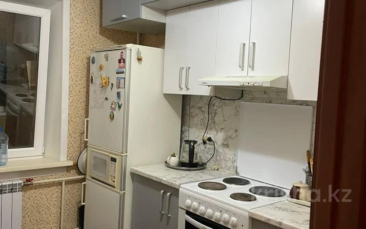 2-комнатная квартира, 65 м², 2/9 этаж помесячно, Назарбаева 204 за 140 000 〒 в Павлодаре — фото 2