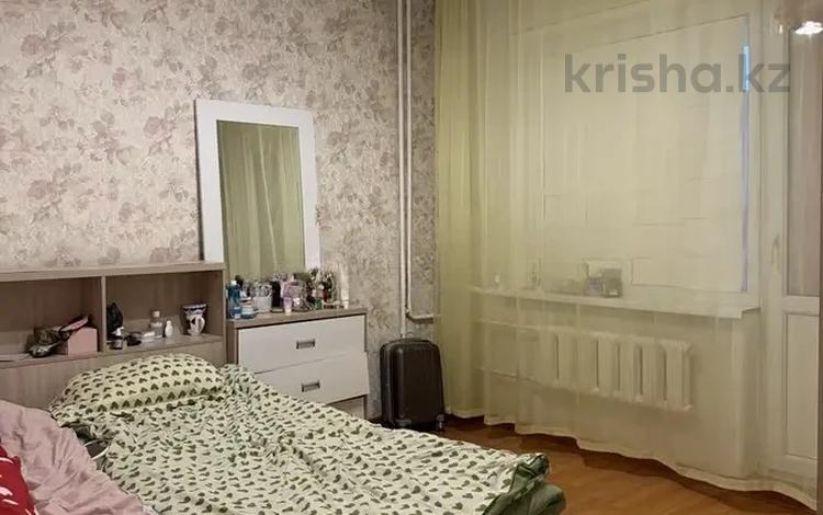 3-комнатная квартира · 70 м² · 7/9 этаж, мкр Аксай-4 за 46.5 млн ₸ в Алматы, Ауэзовский р-н — фото 2