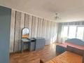 1-комнатная квартира, 33 м², 2/5 этаж, Желтоксан — Кафе Улыбка за 7.8 млн 〒 в Балхаше