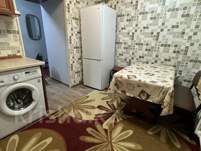 2-комнатная квартира, 50 м², 5/5 этаж, Гагарина 10 — Оптомаркет Руслан за 17.5 млн 〒 в 
