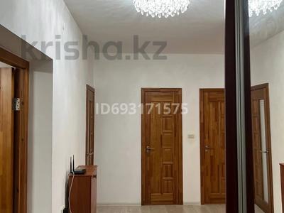 3-комнатная квартира · 89.3 м² · 2/5 этаж, Кулманова 154 за 35 млн ₸ в Атырау