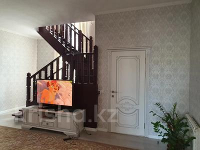 Жеке үй · 6 бөлме · 400 м² · 10 сот., мкр Геолог, Мкр. Геолог, бағасы: 800 000 〒 в Атырау