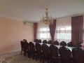 Отдельный дом · 6 комнат · 400 м², мкр Геолог, Мкр. Геолог за 700 000 〒 в Атырау — фото 5