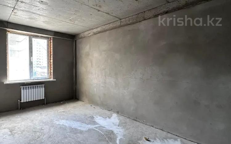 2-бөлмелі пәтер · 79.9 м² · 9/10 қабат, Есенберлина 66, бағасы: ~ 32 млн ₸ в Усть-Каменогорске — фото 4