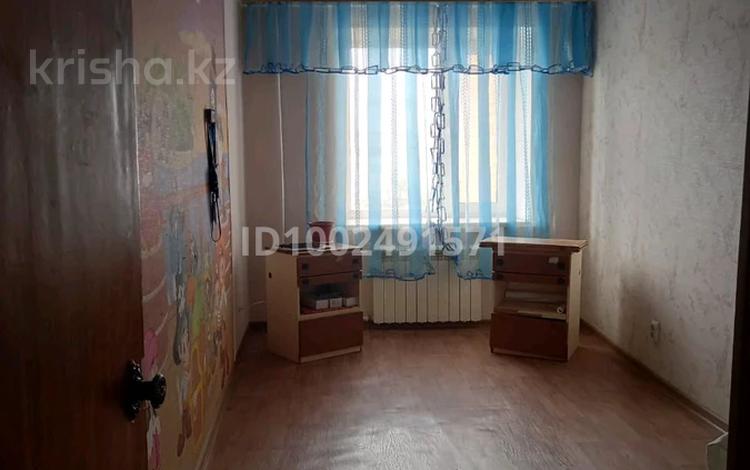 3-комнатная квартира · 66.6 м² · 6/9 этаж, мкр 6, Абулхаир хана 58 — Пересечение Молдагуловой и абулхаирхана за 19.5 млн 〒 в Актобе — фото 3