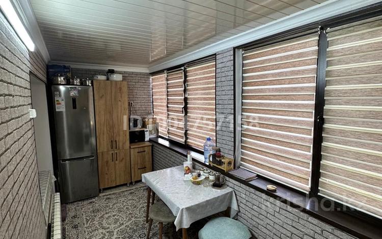 3-бөлмелі пәтер · 70 м² · 4/4 қабат, Б. Момышулы 8 Б, бағасы: 35 млн ₸ в Шымкенте — фото 2
