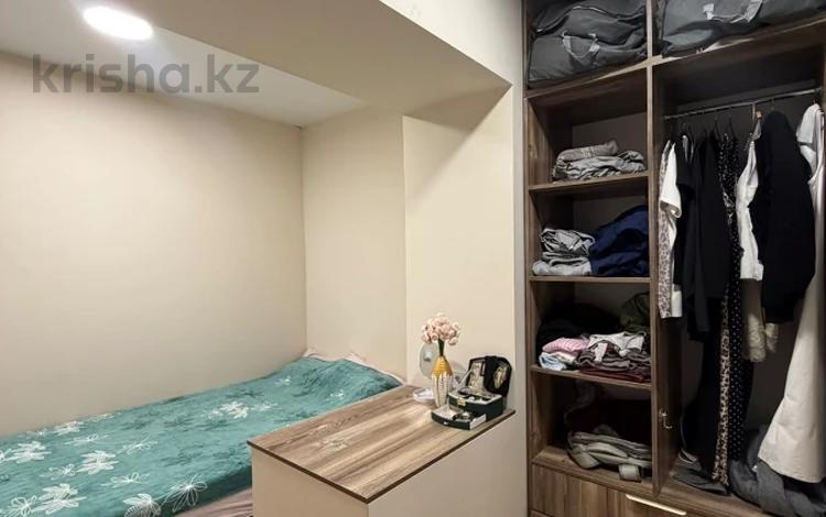 1-бөлмелі пәтер · 29.7 м² · 4/5 қабат, Есенова, бағасы: 25 млн ₸ в Алматы, Медеуский р-н — фото 2
