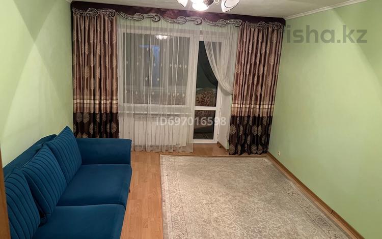 3-бөлмелі пәтер, 60 м², 2/5 қабат ай сайын, Баймагамбетова 170, бағасы: 200 000 〒 в Костанае — фото 2