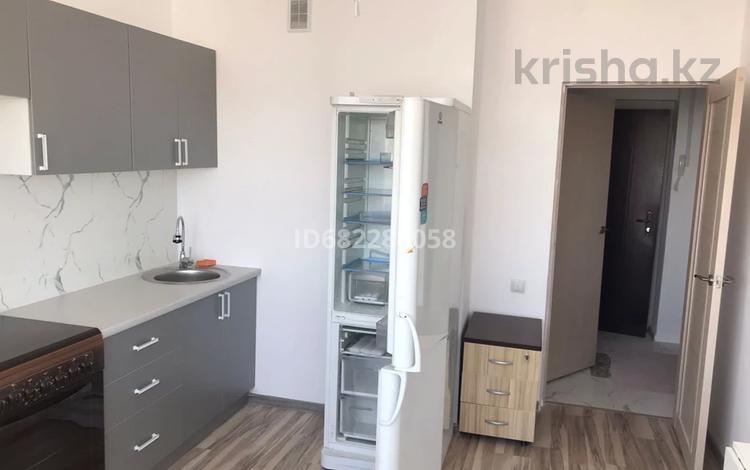 1-комнатная квартира, 40 м², 9/9 этаж помесячно, Караменде би Шакаулы 3