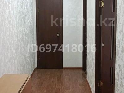 2-бөлмелі пәтер, 60 м², 5/5 қабат ай сайын, Молдагуловой 17/5, бағасы: 130 000 〒 в Усть-Каменогорске