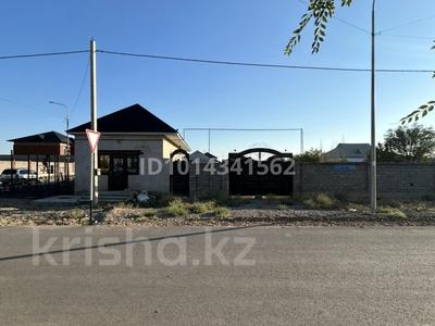 Отдельный дом · 3 комнаты · 80 м² · 10 сот., Жолымбек 119 за 20 млн ₸ в Туркестане
