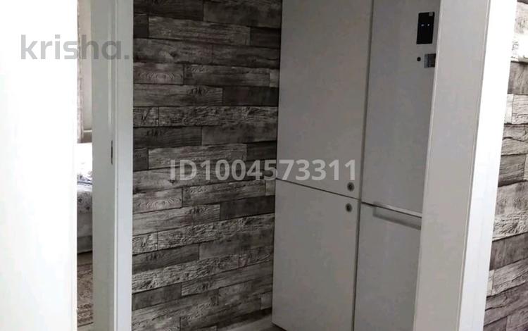 3-комнатная квартира · 63.5 м² · 5/5 этаж, Титова 28 — Магазин салем за 230 000 ₸ в  — фото 2