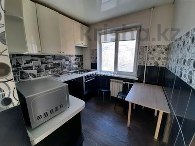 1-комнатная квартира · 32 м² · 2/5 этаж, Абилкаир Хана 11 — Находиться в районе Электрон, автобусная остановка Калдаякова. за 130 000 ₸ в Актобе
