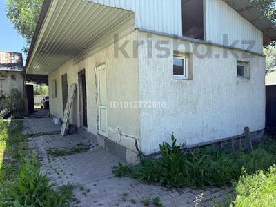 Отдельный дом · 4 комнаты · 72 м² · 8 сот., мкр Шанырак-1 Марқакөл 108 — 22 городская поликлиника за 60 млн ₸ в Алматы, Алатауский р-н