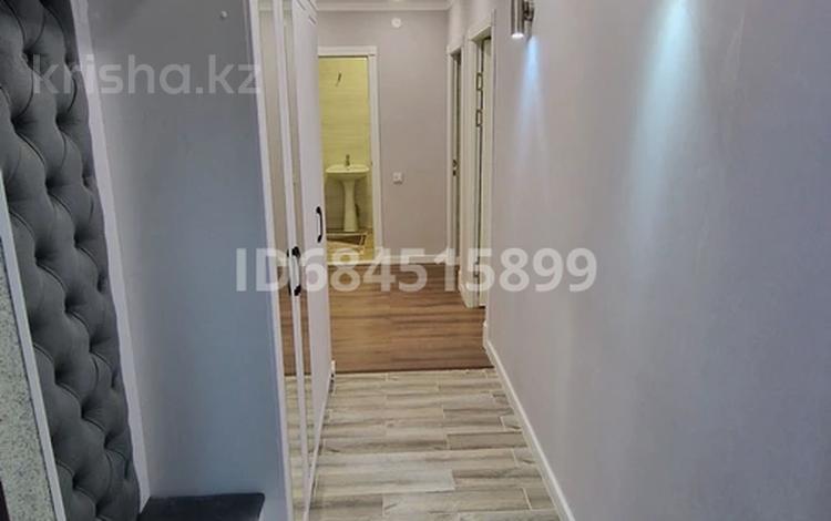 3-бөлмелі пәтер, 80 м², 2/6 қабат, 33-й мкр, 33 мкрн 30, бағасы: 21 млн 〒 в Актау, 33-й мкр — фото 2