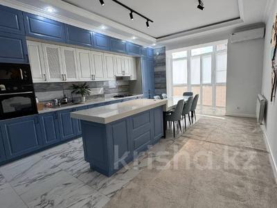 4-комнатная квартира · 167 м² · 1/5 этаж, мкр. Алтын орда, баишева за 82 млн ₸ в Актобе