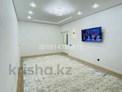 2-бөлмелі пәтер · 64 м² · 4/5 қабат, Асар-2 ш/а 3390А — ТЦ Tolebi, бағасы: 200 000 ₸ в Шымкенте, Абайский р-н
